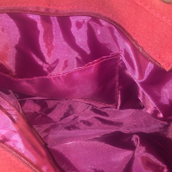 TOTE - Picture 7 of 12